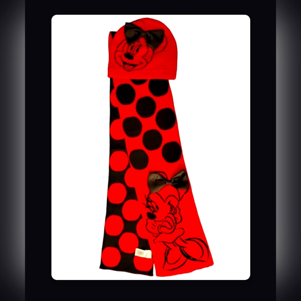 Official Disney Scarf and Bennie Hat Minnie Mouse